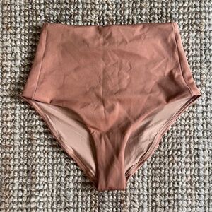 Left on Friday High Tide Bottom